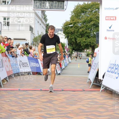 31.08.2025 - 21. Blankeneser Heldenlauf Strokosch-Dieckow http://msf.ph/oto/8647579 31.08.2025 10:19:04 Ziel 2240 meine-sportfotos.de