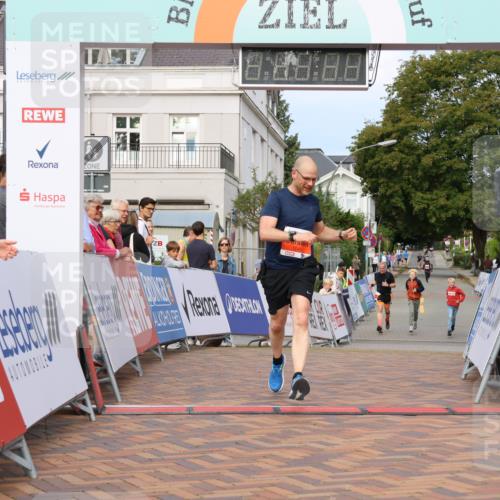 31.08.2025 - 21. Blankeneser Heldenlauf Strokosch-Dieckow http://msf.ph/oto/8647580 31.08.2025 09:49:08 Ziel 1045 meine-sportfotos.de