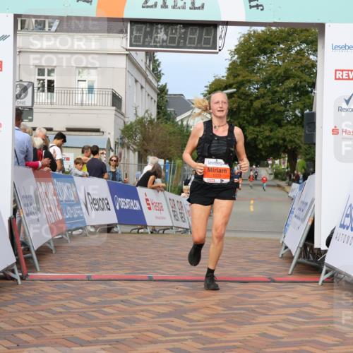 31.08.2025 - 21. Blankeneser Heldenlauf Strokosch-Dieckow http://msf.ph/oto/8647613 31.08.2025 09:48:53 Ziel 1128, 1172, 1129, 1077 meine-sportfotos.de