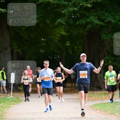 31.08.2025 - 21. Blankeneser Heldenlauf Dr. Thomas Lammeyer http://msf.ph/oto/8647633 31.08.2025 11:22:26 Laufen 5442 meine-sportfotos.de