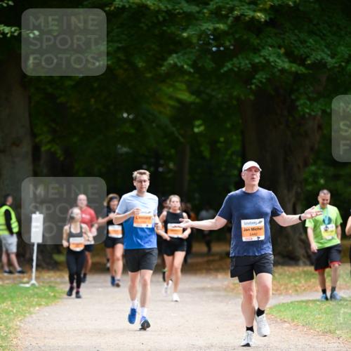 31.08.2025 - 21. Blankeneser Heldenlauf Dr. Thomas Lammeyer http://msf.ph/oto/8647635 31.08.2025 11:22:26 Laufen 5442 meine-sportfotos.de