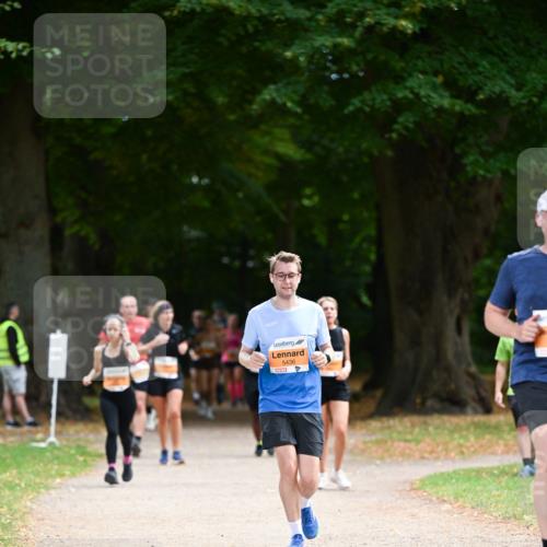 31.08.2025 - 21. Blankeneser Heldenlauf Dr. Thomas Lammeyer http://msf.ph/oto/8647658 31.08.2025 11:22:28 Laufen 5436 meine-sportfotos.de