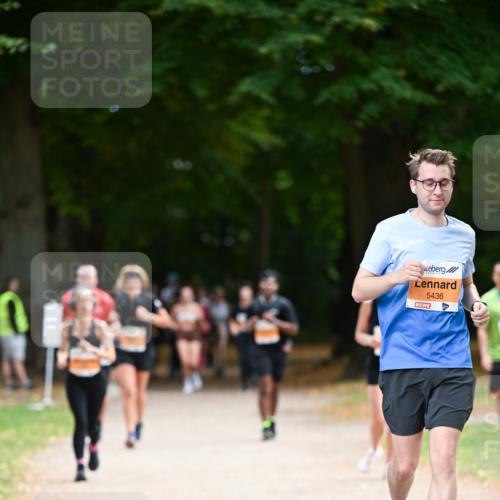 31.08.2025 - 21. Blankeneser Heldenlauf Dr. Thomas Lammeyer http://msf.ph/oto/8647686 31.08.2025 11:22:31 Laufen 5436 meine-sportfotos.de