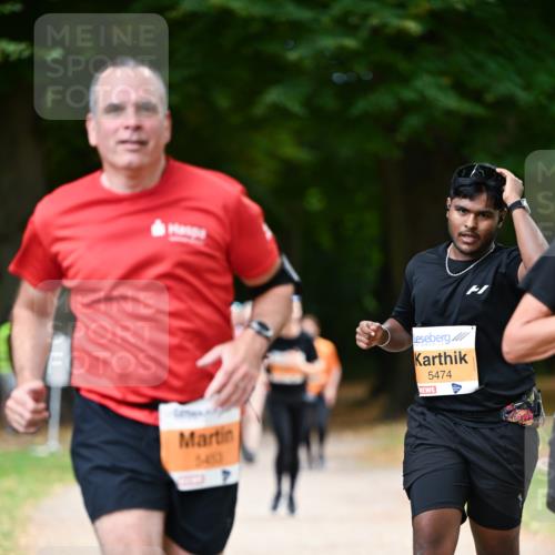 31.08.2025 - 21. Blankeneser Heldenlauf Dr. Thomas Lammeyer http://msf.ph/oto/8647764 31.08.2025 11:22:39 Laufen 5453, 5474 meine-sportfotos.de