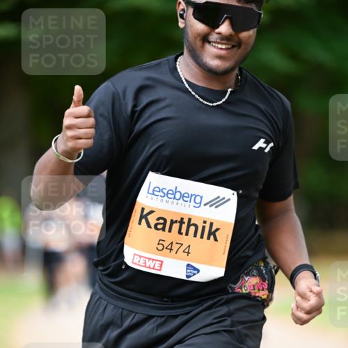 31.08.2025 - 21. Blankeneser Heldenlauf Dr. Thomas Lammeyer http://msf.ph/oto/8647780 31.08.2025 11:22:42 Laufen 5474 meine-sportfotos.de