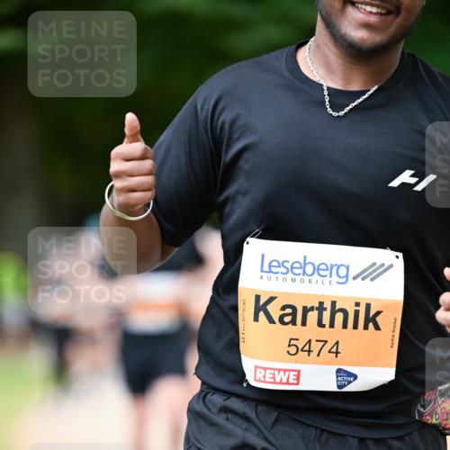 31.08.2025 - 21. Blankeneser Heldenlauf Dr. Thomas Lammeyer http://msf.ph/oto/8647783 31.08.2025 11:22:42 Laufen 21, 1, 5474 meine-sportfotos.de
