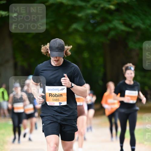 31.08.2025 - 21. Blankeneser Heldenlauf Dr. Thomas Lammeyer http://msf.ph/oto/8647793 31.08.2025 11:22:44 Laufen 5485 meine-sportfotos.de