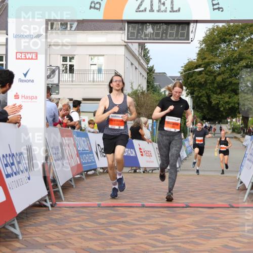 31.08.2025 - 21. Blankeneser Heldenlauf Strokosch-Dieckow http://msf.ph/oto/8647799 31.08.2025 09:48:48 Ziel 1171, 1128, 1172, 1129 meine-sportfotos.de