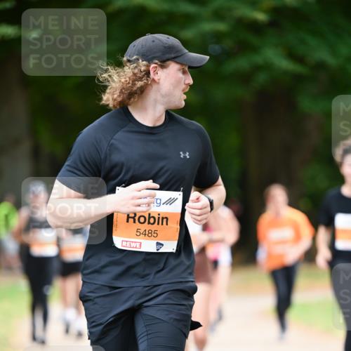 31.08.2025 - 21. Blankeneser Heldenlauf Dr. Thomas Lammeyer http://msf.ph/oto/8647800 31.08.2025 11:22:45 Laufen 5485 meine-sportfotos.de