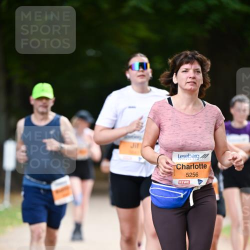 31.08.2025 - 21. Blankeneser Heldenlauf Dr. Thomas Lammeyer http://msf.ph/oto/8647991 31.08.2025 11:23:13 Laufen 5256 meine-sportfotos.de