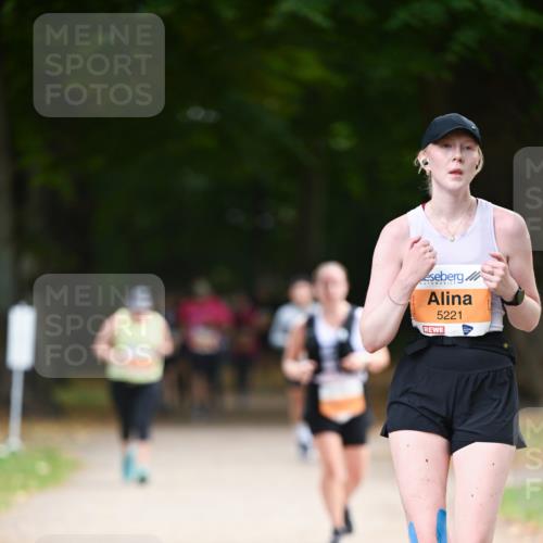 31.08.2025 - 21. Blankeneser Heldenlauf Dr. Thomas Lammeyer http://msf.ph/oto/8648038 31.08.2025 11:23:20 Laufen 5221 meine-sportfotos.de