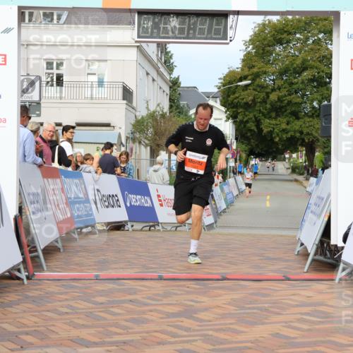 31.08.2025 - 21. Blankeneser Heldenlauf Strokosch-Dieckow http://msf.ph/oto/8648057 31.08.2025 09:48:04 Ziel 1094, 1023 meine-sportfotos.de