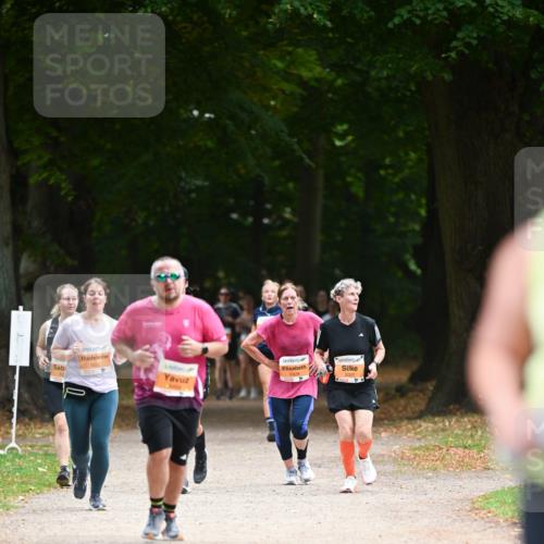 31.08.2025 - 21. Blankeneser Heldenlauf Dr. Thomas Lammeyer http://msf.ph/oto/8648063 31.08.2025 11:23:30 Laufen 5692, 4, 5001 meine-sportfotos.de