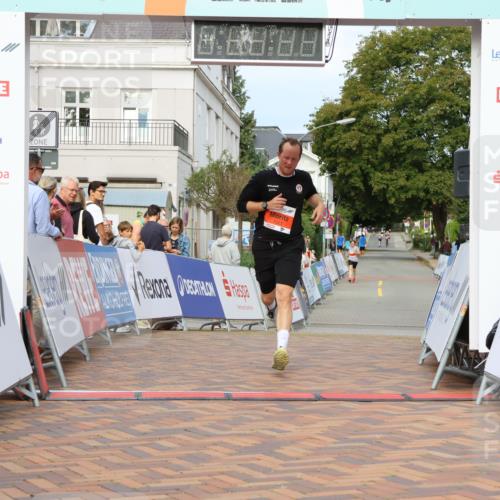 31.08.2025 - 21. Blankeneser Heldenlauf Strokosch-Dieckow http://msf.ph/oto/8648072 31.08.2025 09:48:04 Ziel 1094, 1023 meine-sportfotos.de
