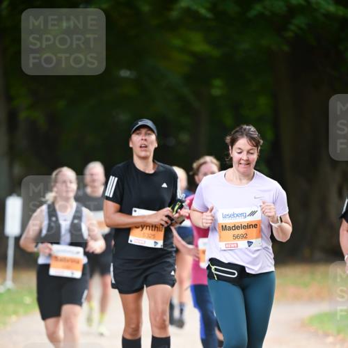 31.08.2025 - 21. Blankeneser Heldenlauf Dr. Thomas Lammeyer http://msf.ph/oto/8648108 31.08.2025 11:23:37 Laufen 5325, 5692 meine-sportfotos.de