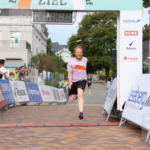 31.08.2025 - 21. Blankeneser Heldenlauf Strokosch-Dieckow http://msf.ph/oto/8648167 31.08.2025 09:47:55 Ziel 1086, 1094 meine-sportfotos.de