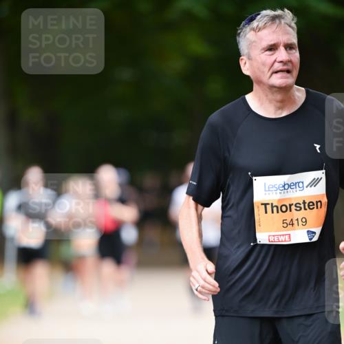 31.08.2025 - 21. Blankeneser Heldenlauf Dr. Thomas Lammeyer http://msf.ph/oto/8648176 31.08.2025 11:23:45 Laufen 5419 meine-sportfotos.de