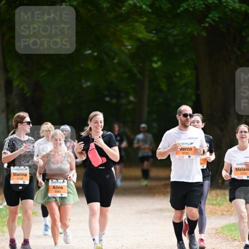 31.08.2025 - 21. Blankeneser Heldenlauf Dr. Thomas Lammeyer http://msf.ph/oto/8648202 31.08.2025 11:23:48 Laufen 5100, 5069, 5732, 5731 meine-sportfotos.de
