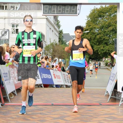 31.08.2025 - 21. Blankeneser Heldenlauf Strokosch-Dieckow http://msf.ph/oto/8648264 31.08.2025 10:18:08 Ziel 2746, 2341, 2100 meine-sportfotos.de