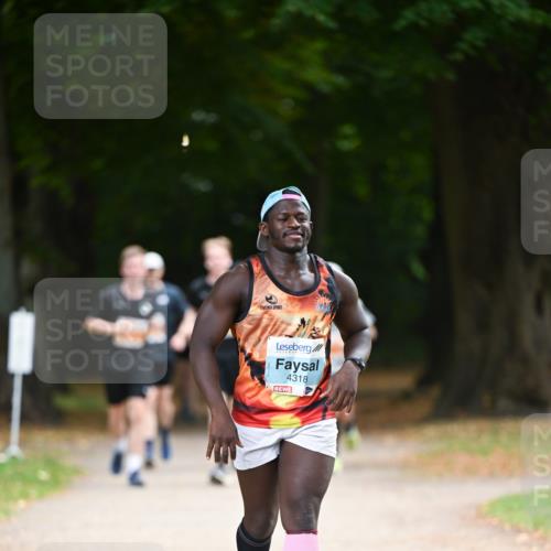 31.08.2025 - 21. Blankeneser Heldenlauf Dr. Thomas Lammeyer http://msf.ph/oto/8648287 31.08.2025 11:23:58 Laufen 4318, 4439 meine-sportfotos.de