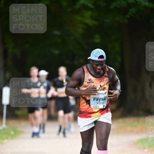 31.08.2025 - 21. Blankeneser Heldenlauf Dr. Thomas Lammeyer http://msf.ph/oto/8648291 31.08.2025 11:23:59 Laufen 4318 meine-sportfotos.de