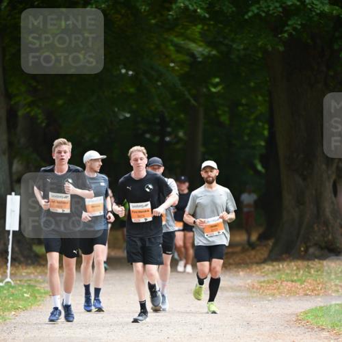 31.08.2025 - 21. Blankeneser Heldenlauf Dr. Thomas Lammeyer http://msf.ph/oto/8648309 31.08.2025 11:24:01 Laufen 5672, 5673 meine-sportfotos.de