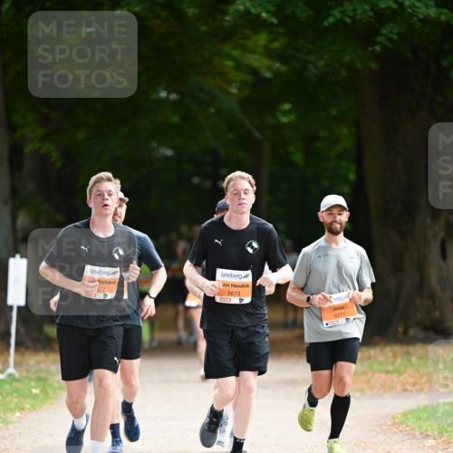 31.08.2025 - 21. Blankeneser Heldenlauf Dr. Thomas Lammeyer http://msf.ph/oto/8648310 31.08.2025 11:24:04 Laufen 672, 4, 5673, 5777 meine-sportfotos.de