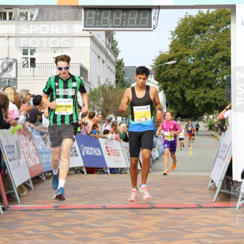 31.08.2025 - 21. Blankeneser Heldenlauf Strokosch-Dieckow http://msf.ph/oto/8648314 31.08.2025 10:18:07 Ziel 2746, 2341, 2100 meine-sportfotos.de