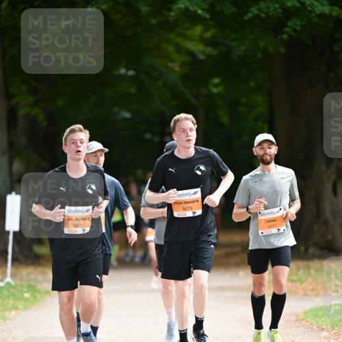 31.08.2025 - 21. Blankeneser Heldenlauf Dr. Thomas Lammeyer http://msf.ph/oto/8648315 31.08.2025 11:24:04 Laufen 5672, 5673, 5777 meine-sportfotos.de