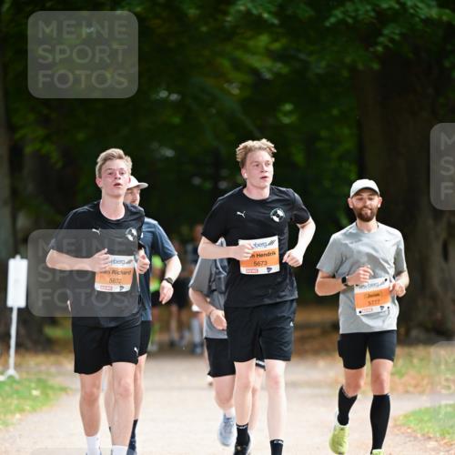 31.08.2025 - 21. Blankeneser Heldenlauf Dr. Thomas Lammeyer http://msf.ph/oto/8648317 31.08.2025 11:24:04 Laufen 5672, 5673, 5777 meine-sportfotos.de