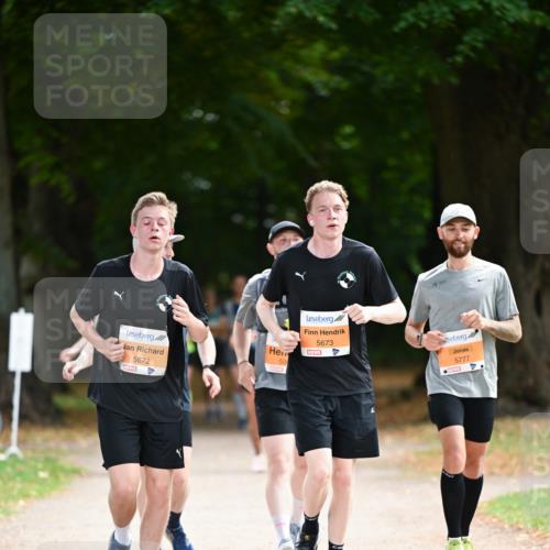 31.08.2025 - 21. Blankeneser Heldenlauf Dr. Thomas Lammeyer http://msf.ph/oto/8648319 31.08.2025 11:24:05 Laufen 5672, 50, 5673, 5777 meine-sportfotos.de