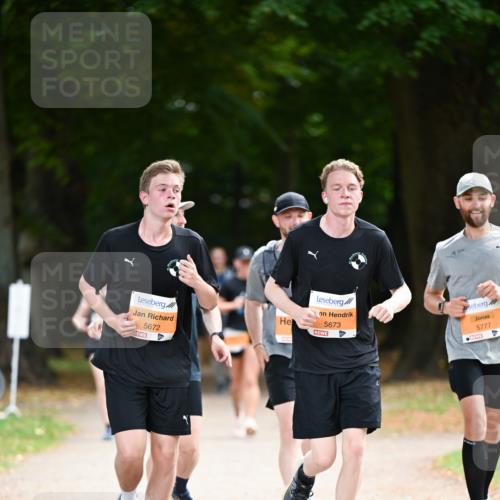 31.08.2025 - 21. Blankeneser Heldenlauf Dr. Thomas Lammeyer http://msf.ph/oto/8648327 31.08.2025 11:24:05 Laufen 5672, 2, 5673, 5777 meine-sportfotos.de