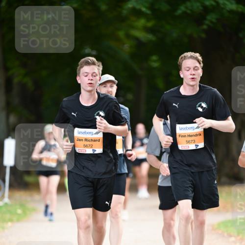 31.08.2025 - 21. Blankeneser Heldenlauf Dr. Thomas Lammeyer http://msf.ph/oto/8648337 31.08.2025 11:24:06 Laufen 5672, 5673, 4239 meine-sportfotos.de