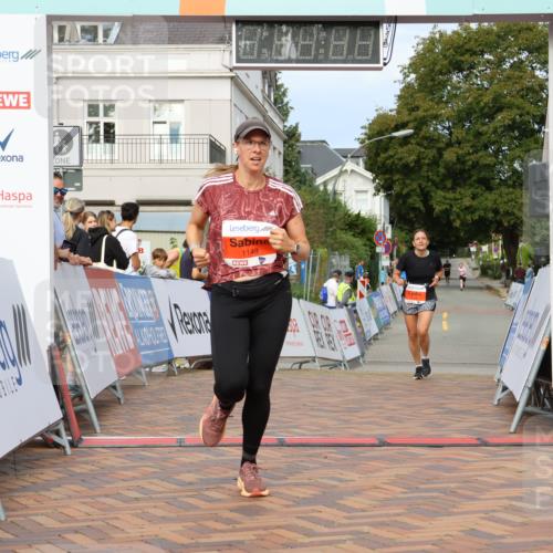 31.08.2025 - 21. Blankeneser Heldenlauf Strokosch-Dieckow http://msf.ph/oto/8648363 31.08.2025 09:47:36 Ziel 1149, 1004, 1132, 1142 meine-sportfotos.de