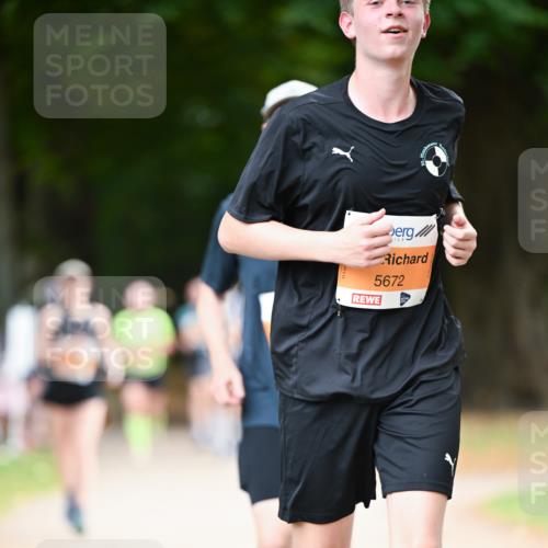 31.08.2025 - 21. Blankeneser Heldenlauf Dr. Thomas Lammeyer http://msf.ph/oto/8648365 31.08.2025 11:24:09 Laufen 5672 meine-sportfotos.de