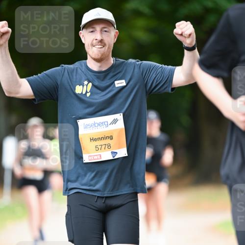 31.08.2025 - 21. Blankeneser Heldenlauf Dr. Thomas Lammeyer http://msf.ph/oto/8648375 31.08.2025 11:24:10 Laufen 1080, 5778 meine-sportfotos.de