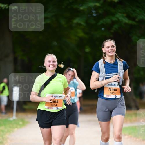 31.08.2025 - 21. Blankeneser Heldenlauf Dr. Thomas Lammeyer http://msf.ph/oto/8648429 31.08.2025 11:24:21 Laufen 5354, 5353 meine-sportfotos.de