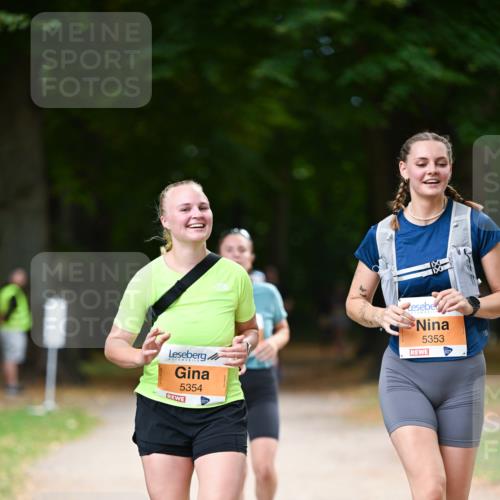 31.08.2025 - 21. Blankeneser Heldenlauf Dr. Thomas Lammeyer http://msf.ph/oto/8648434 31.08.2025 11:24:21 Laufen 5354, 5353 meine-sportfotos.de