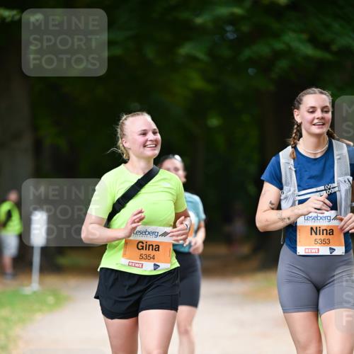 31.08.2025 - 21. Blankeneser Heldenlauf Dr. Thomas Lammeyer http://msf.ph/oto/8648435 31.08.2025 11:24:22 Laufen 5354, 5353 meine-sportfotos.de