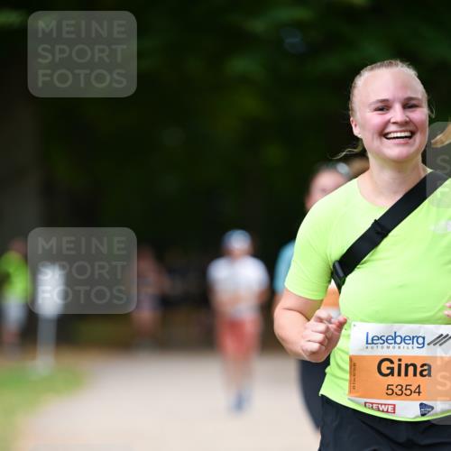 31.08.2025 - 21. Blankeneser Heldenlauf Dr. Thomas Lammeyer http://msf.ph/oto/8648455 31.08.2025 11:24:23 Laufen 5354 meine-sportfotos.de