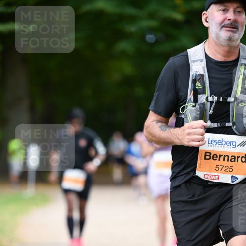 31.08.2025 - 21. Blankeneser Heldenlauf Dr. Thomas Lammeyer http://msf.ph/oto/8648572 31.08.2025 11:24:49 Laufen 5725 meine-sportfotos.de