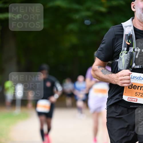 31.08.2025 - 21. Blankeneser Heldenlauf Dr. Thomas Lammeyer http://msf.ph/oto/8648573 31.08.2025 11:24:49 Laufen 572 meine-sportfotos.de
