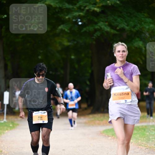 31.08.2025 - 21. Blankeneser Heldenlauf Dr. Thomas Lammeyer http://msf.ph/oto/8648576 31.08.2025 11:24:50 Laufen 5462, 5785 meine-sportfotos.de