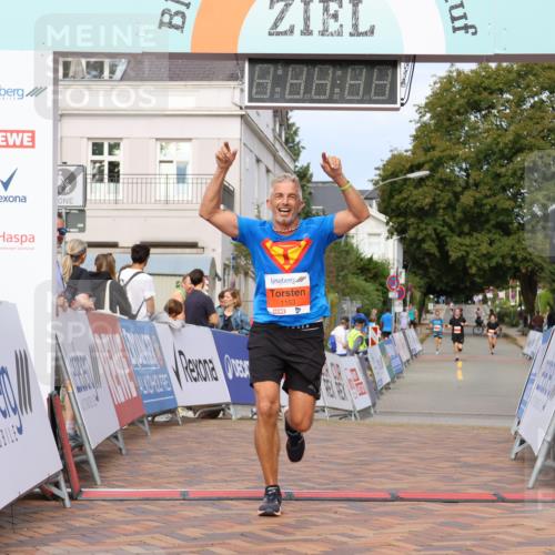 31.08.2025 - 21. Blankeneser Heldenlauf Strokosch-Dieckow http://msf.ph/oto/8648619 31.08.2025 09:47:22 Ziel 1107, 1153 meine-sportfotos.de