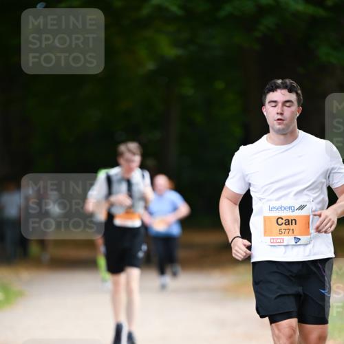 31.08.2025 - 21. Blankeneser Heldenlauf Dr. Thomas Lammeyer http://msf.ph/oto/8648620 31.08.2025 11:25:00 Laufen 5771 meine-sportfotos.de