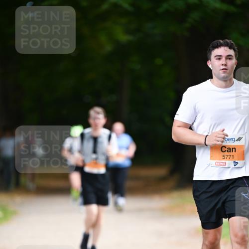 31.08.2025 - 21. Blankeneser Heldenlauf Dr. Thomas Lammeyer http://msf.ph/oto/8648622 31.08.2025 11:25:00 Laufen 5771 meine-sportfotos.de
