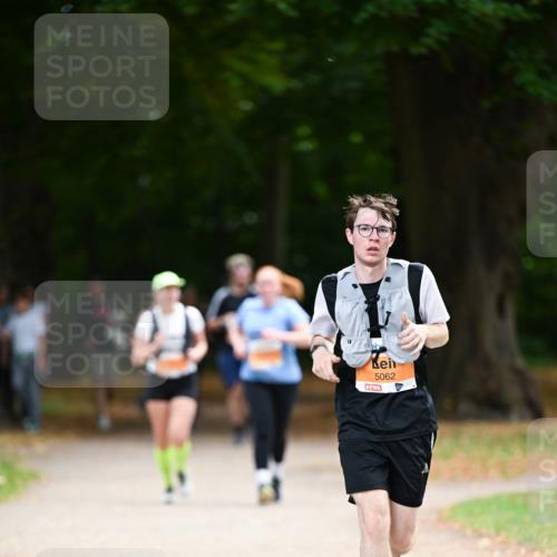 31.08.2025 - 21. Blankeneser Heldenlauf Dr. Thomas Lammeyer http://msf.ph/oto/8648645 31.08.2025 11:25:03 Laufen 5062 meine-sportfotos.de