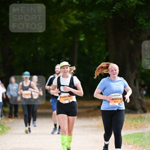 31.08.2025 - 21. Blankeneser Heldenlauf Dr. Thomas Lammeyer http://msf.ph/oto/8648684 31.08.2025 11:25:08 Laufen 5546, 5545 meine-sportfotos.de
