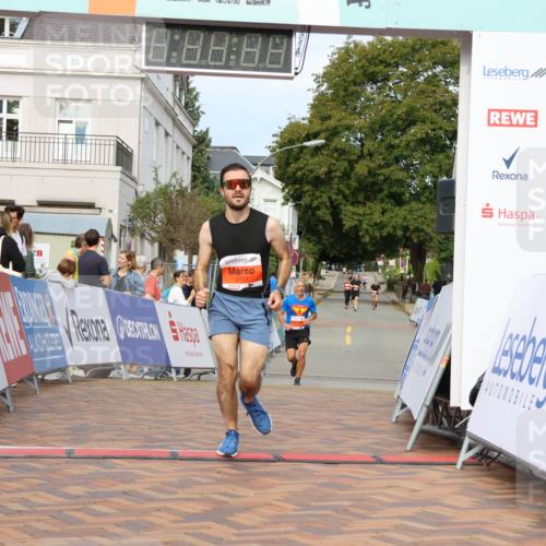 31.08.2025 - 21. Blankeneser Heldenlauf Strokosch-Dieckow http://msf.ph/oto/8648742 31.08.2025 09:47:17 Ziel 1116, 1107 meine-sportfotos.de