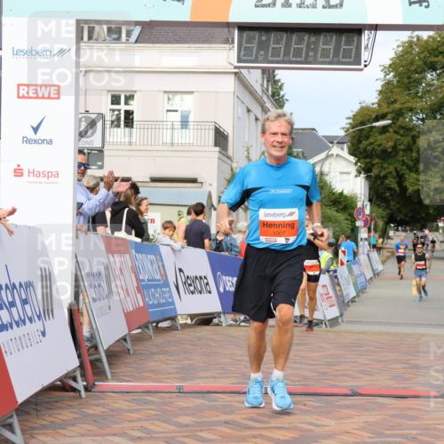 31.08.2025 - 21. Blankeneser Heldenlauf Strokosch-Dieckow http://msf.ph/oto/8648784 31.08.2025 09:47:09 Ziel 1007, 1002, 1116 meine-sportfotos.de